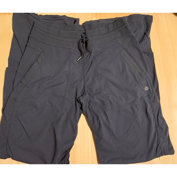 Lululemon dance studio pants - Picture 4 of 7